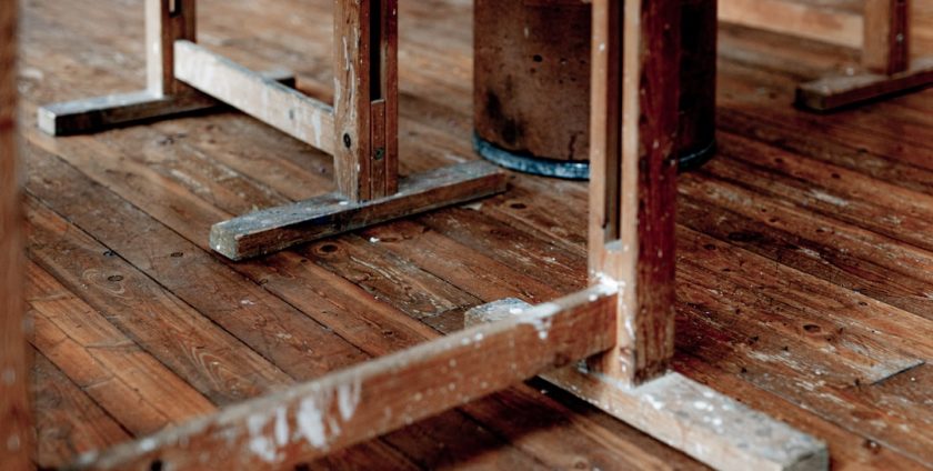 Photo Floor Scrubber