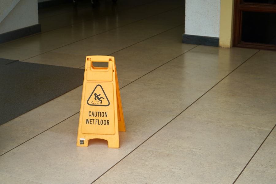 Photo Commercial Floor Scrubber