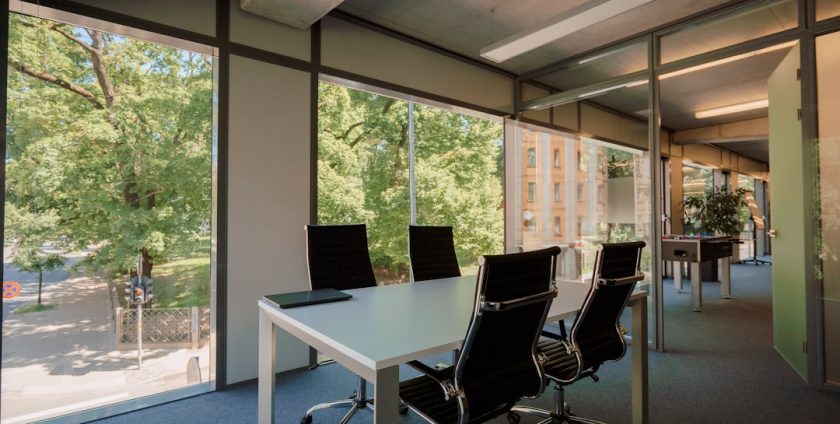 Photo Office Environment